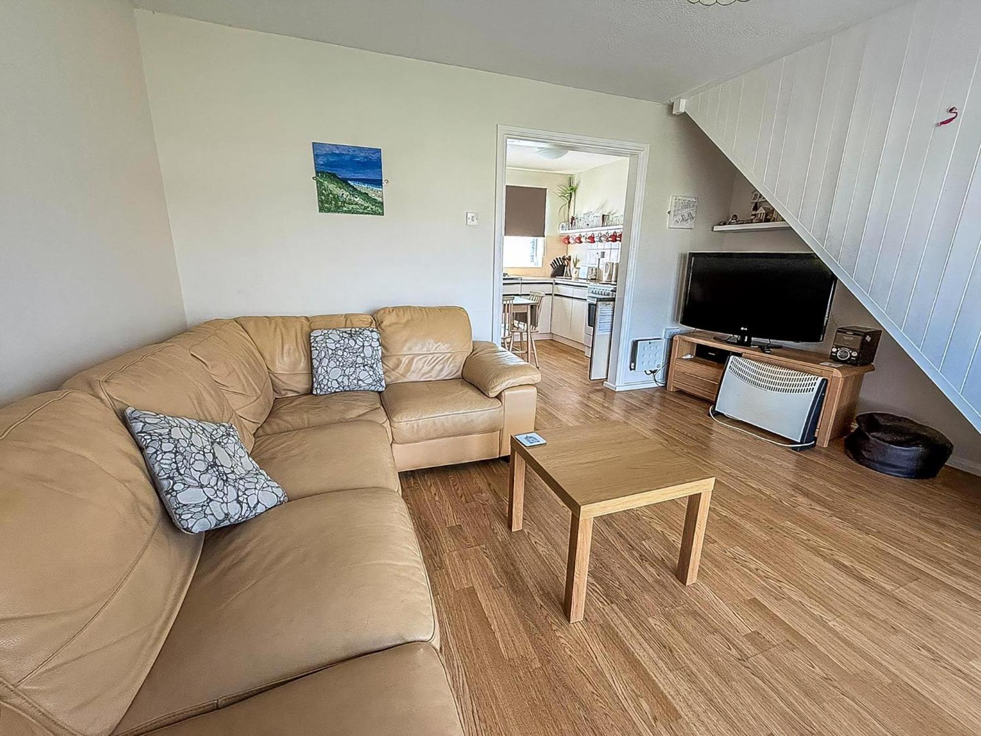 Great 3 Bedroom Chalet To Hire With In Hemsby, Great Seaside Break! Ref 18194B Экстерьер фото